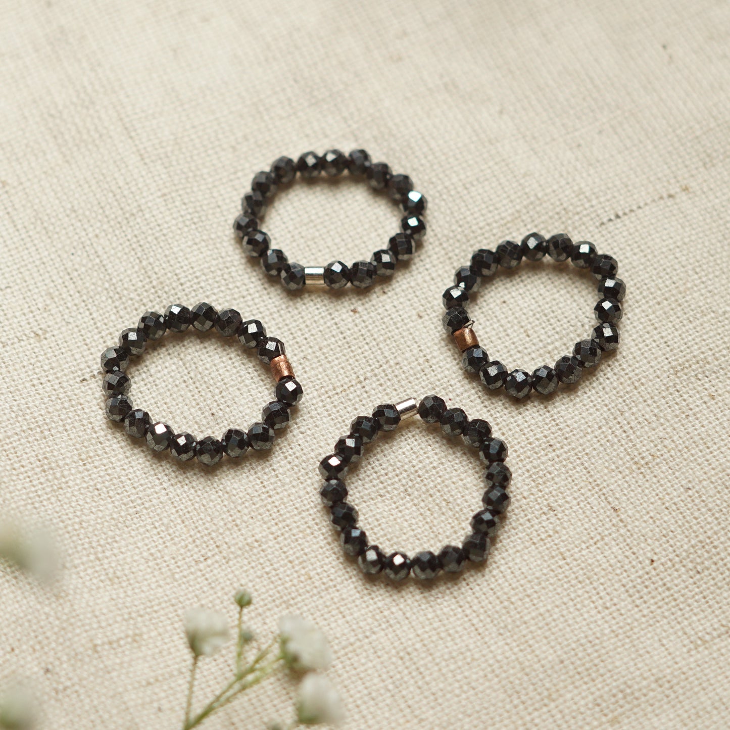 Elastic Anti-Anxiety Fidget Ring Made of Natural Faceted Gemstone Beads - Hematite