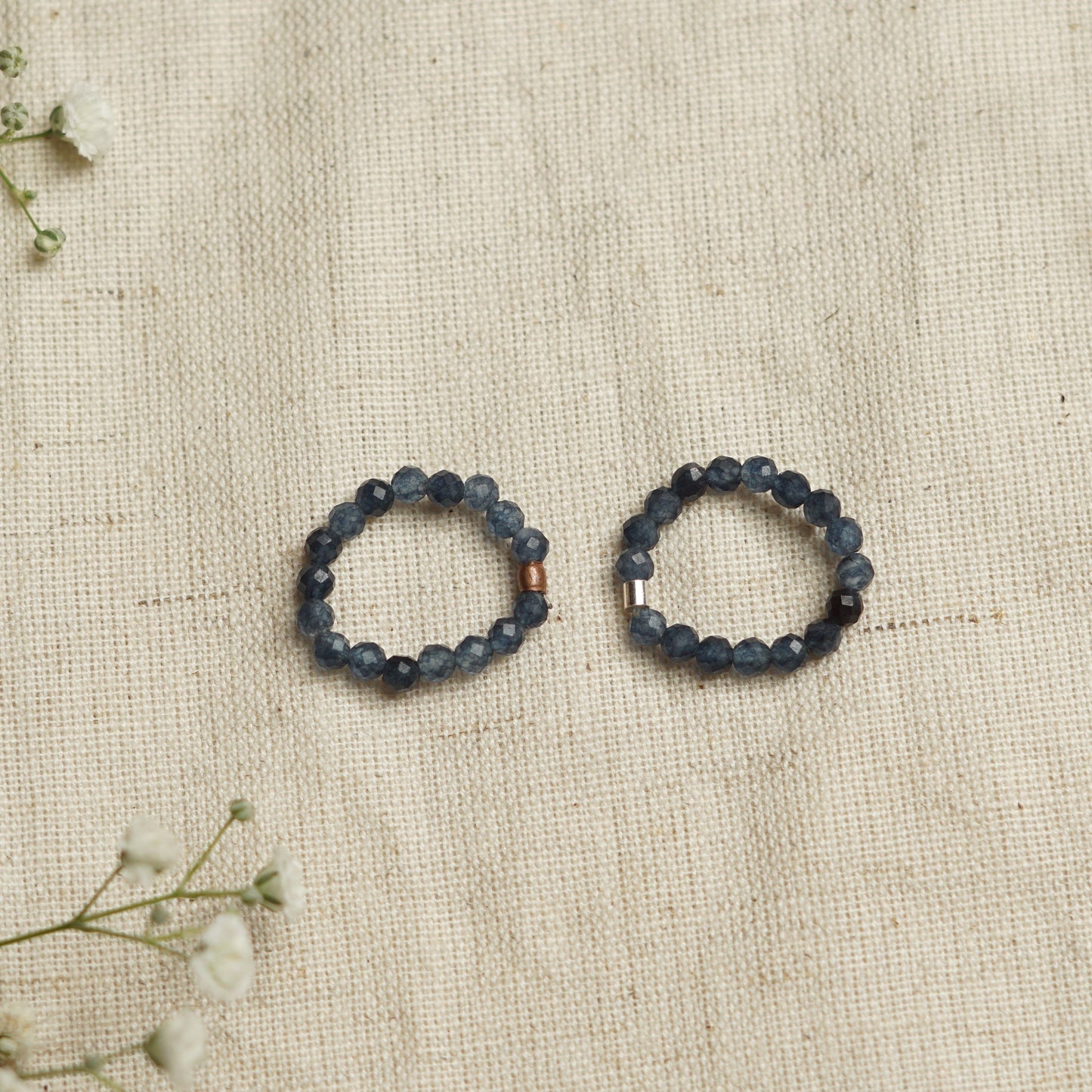 Elastic Anti-Anxiety Fidget Ring Made of Natural Faceted Gemstone Beads - Sapphire
