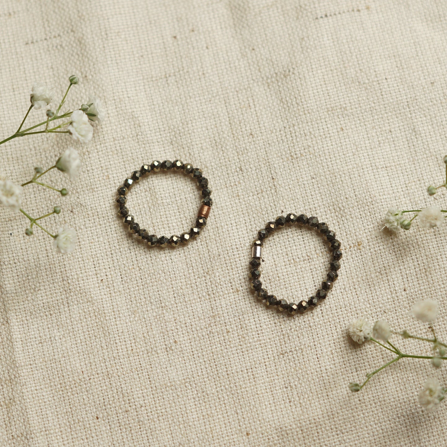 Elastic Anti-Anxiety Fidget Ring Made of Natural Faceted Gemstone Beads - Pyrite