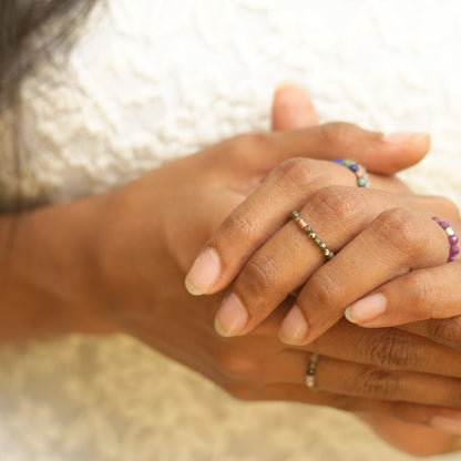 Elastic Anti-Anxiety Fidget Ring Made of Natural Faceted Gemstone Beads - Pyrite